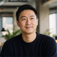 Portrait of Leo Chen